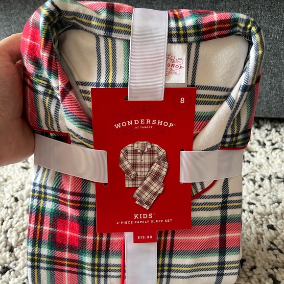 ❌SOLD❌ Big Kids Soft Plaid Christmas Holiday Flannel Pajama Set - Picture 3 of 8
